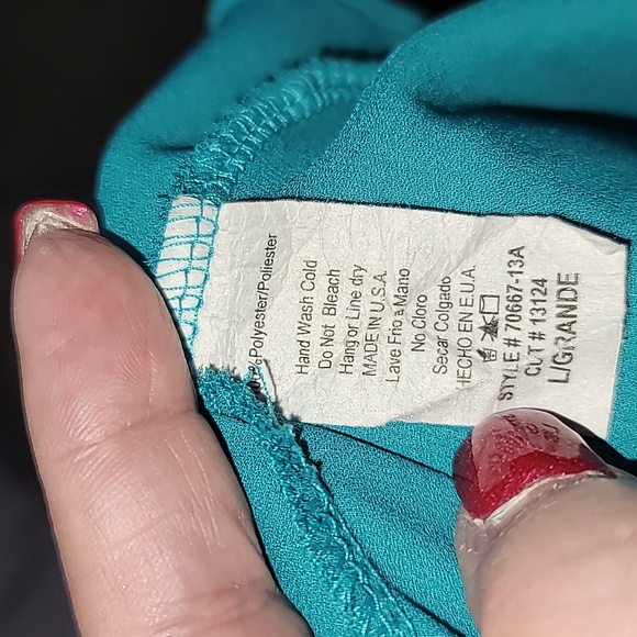 Top - Picture 6 of 6